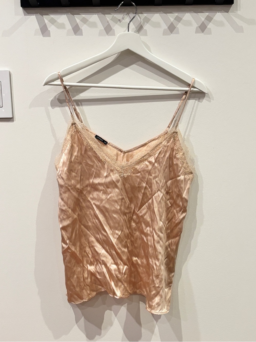 Oysho Satin Lace-Trim Camisole in Soft Peach